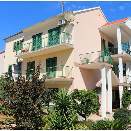 Apartments Lujo Primošten Extérieur photo