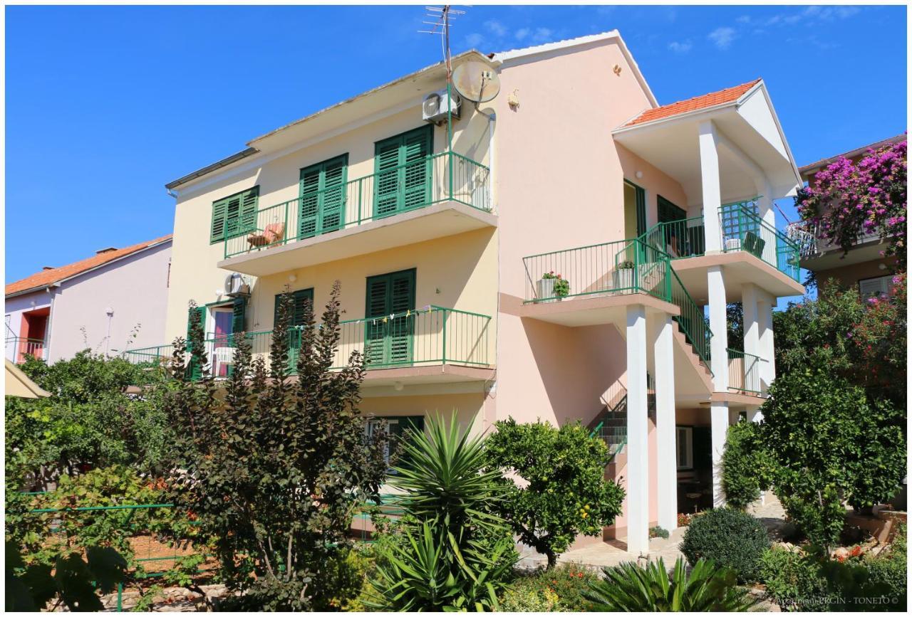 Apartments Lujo Primošten Extérieur photo